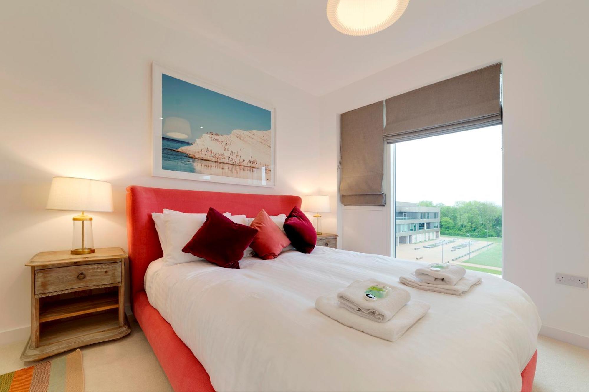 Pass The Keys Stunning And Spacious Modern Flat - Own Car Park Apartamento Cambridge
