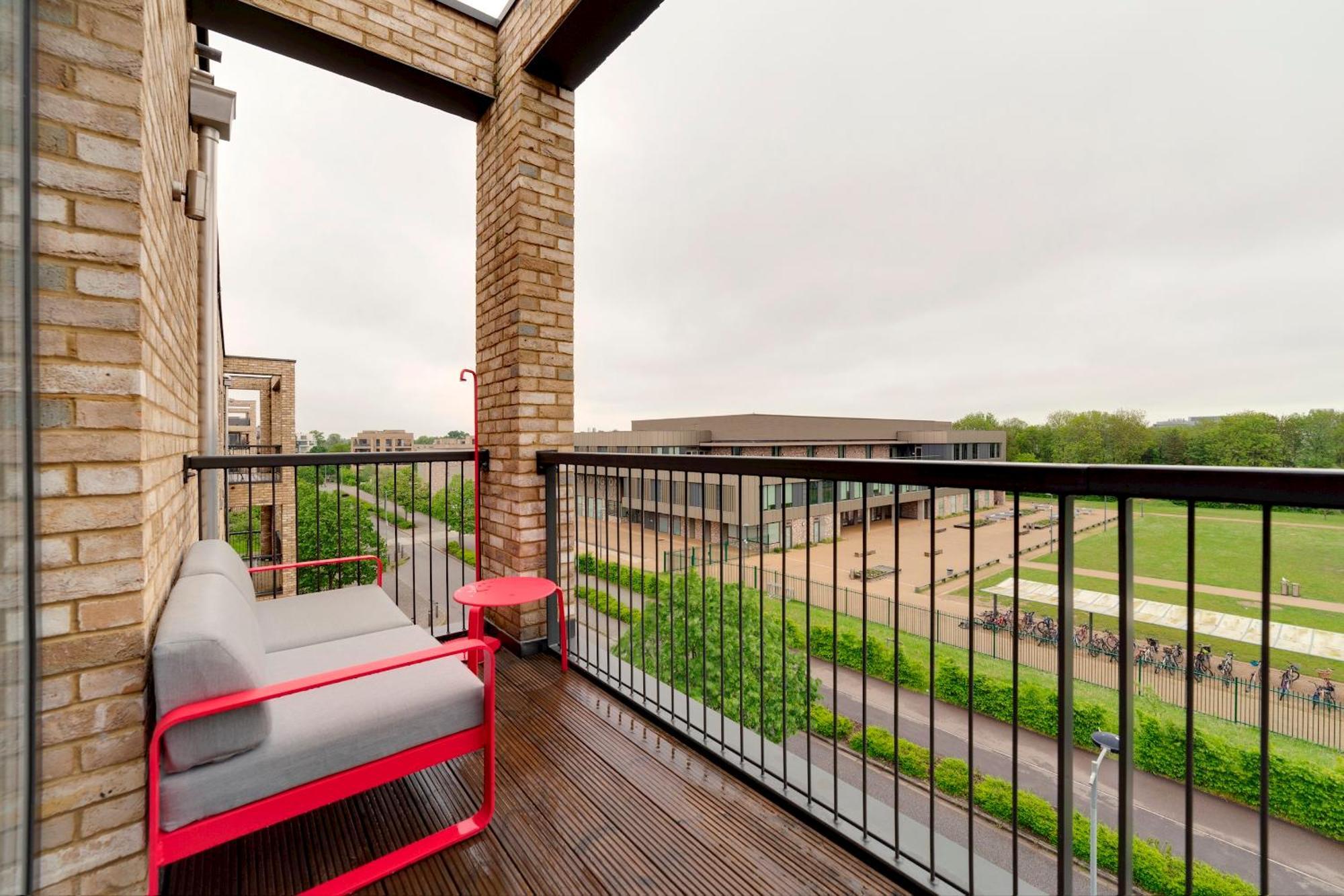Pass The Keys Stunning And Spacious Modern Flat - Own Car Park * Cambridge